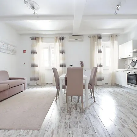 Prime Location Near Vatican - 1bed Flat For 4